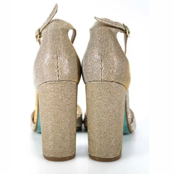 BETSEY JOHNSON GOLD OPEN TOE HEELS SIZE 8 - Picture 3 of 7